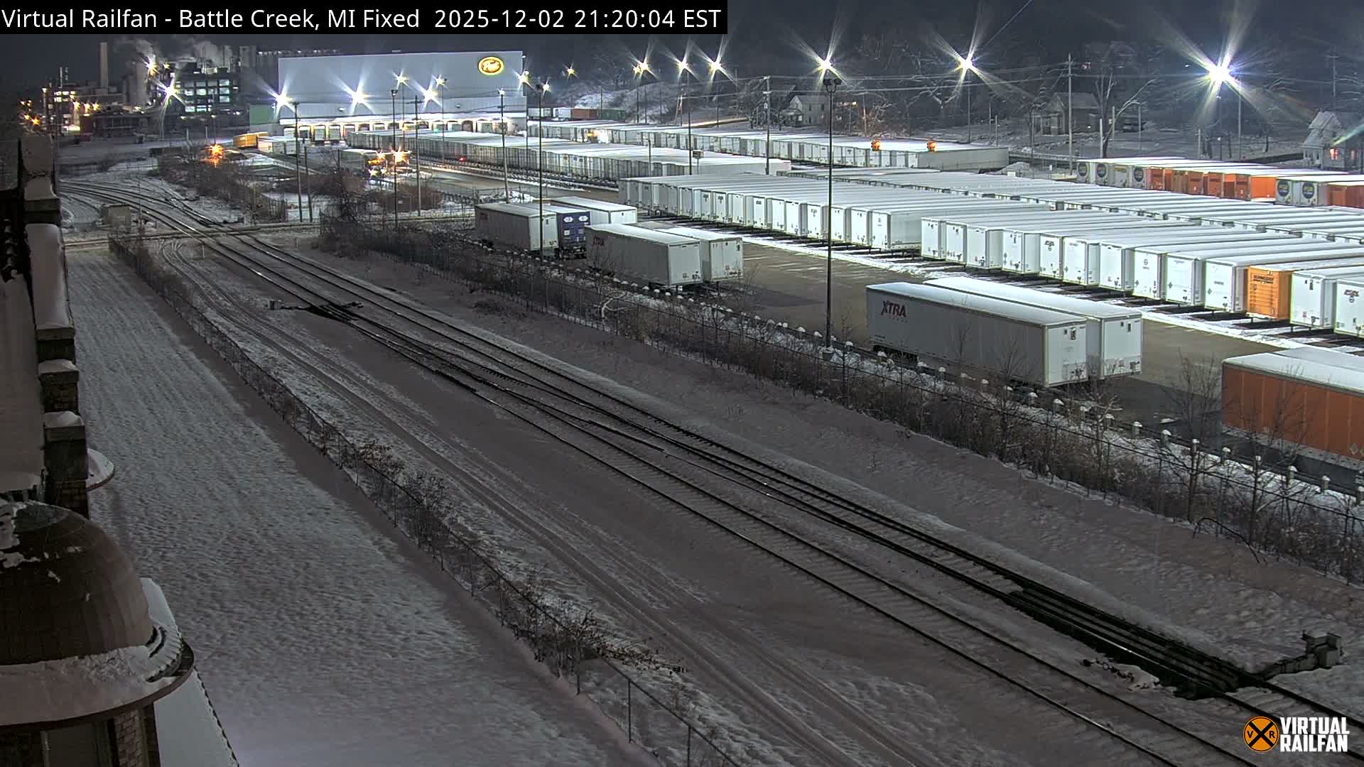 Michigan, Battle Creek Railroad Crossing & Post Shipping & Receving Depot Live Cam - Battle Creek, Calhoun, Michigan, USA