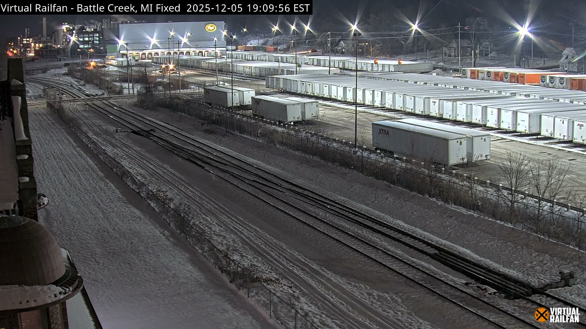 Michigan, Battle Creek Railroad Crossing & Post Shipping & Receving Depot Live Cam - Battle Creek, Calhoun, Michigan, USA
