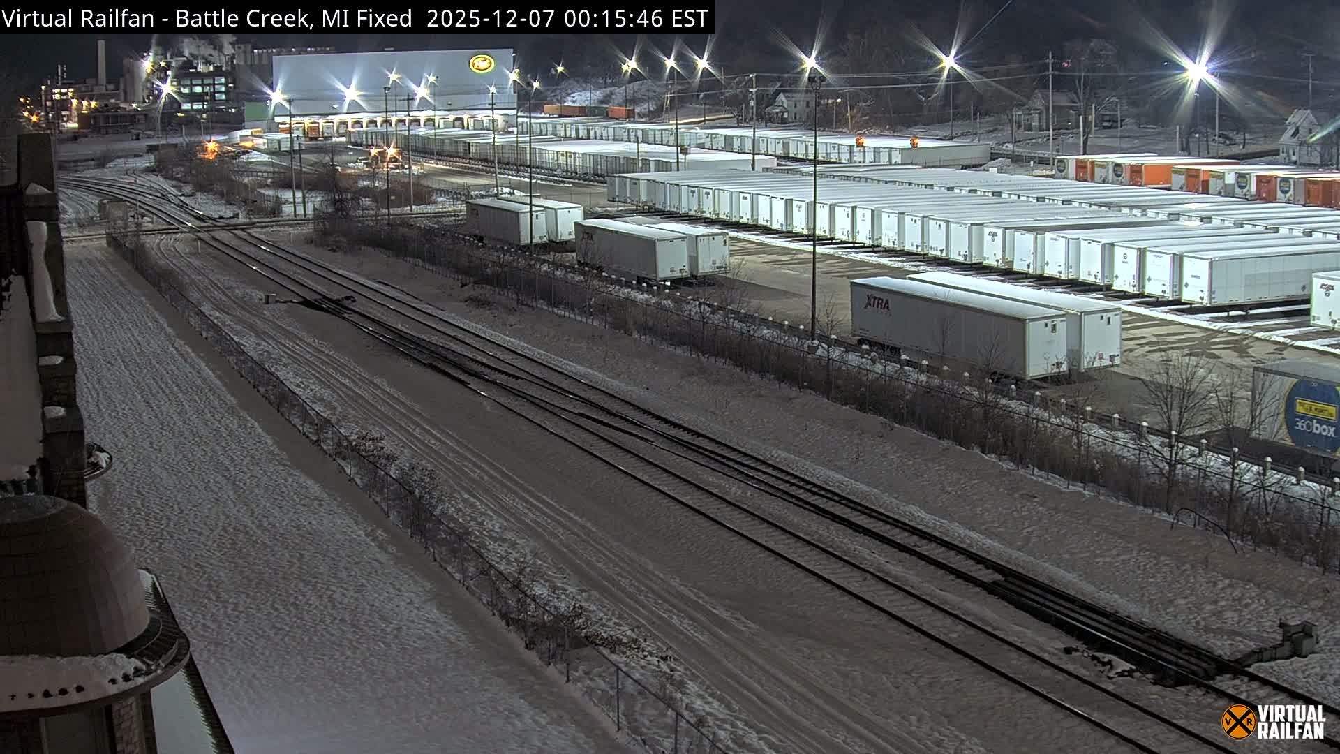 Michigan, Battle Creek Railroad Crossing & Post Shipping & Receving Depot Live Cam - Battle Creek, Calhoun, Michigan, USA