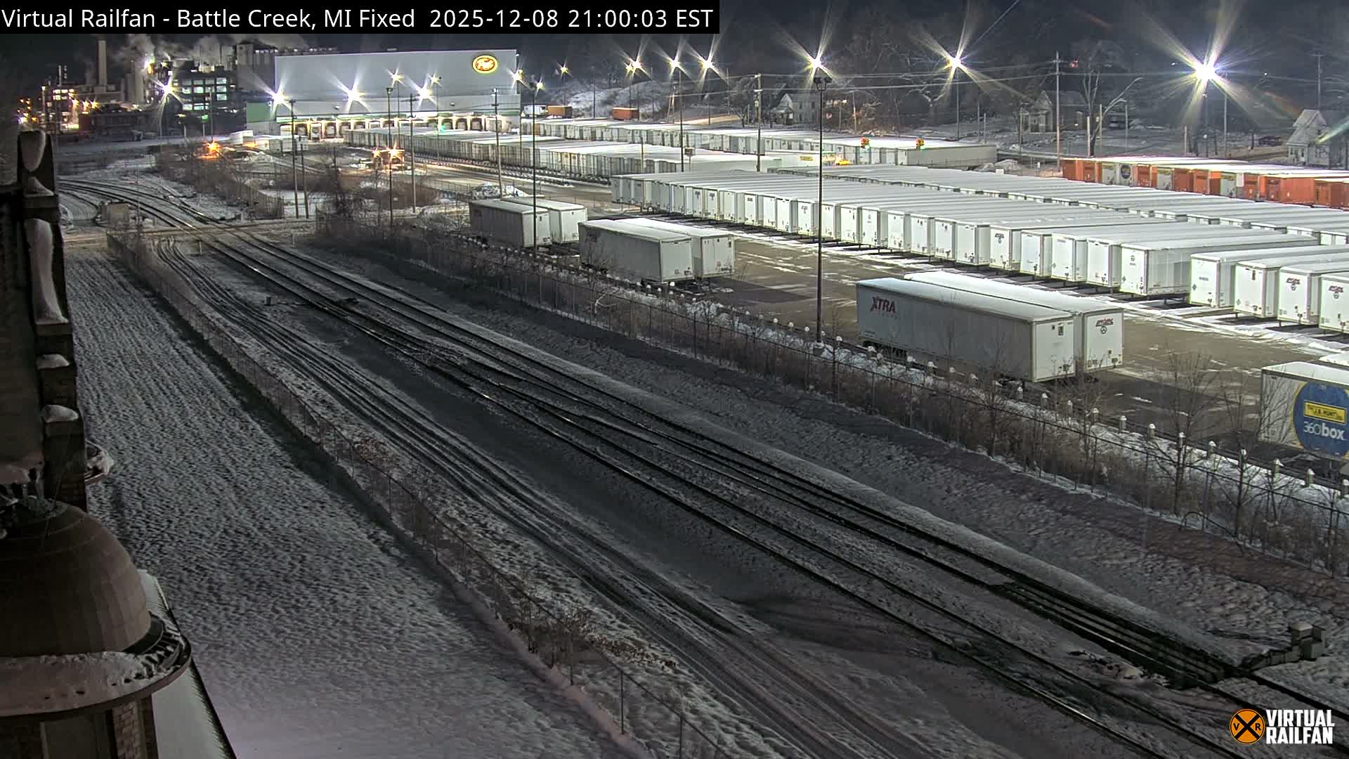 Michigan, Battle Creek Railroad Crossing & Post Shipping & Receving Depot Live Cam - Battle Creek, Calhoun, Michigan, USA
