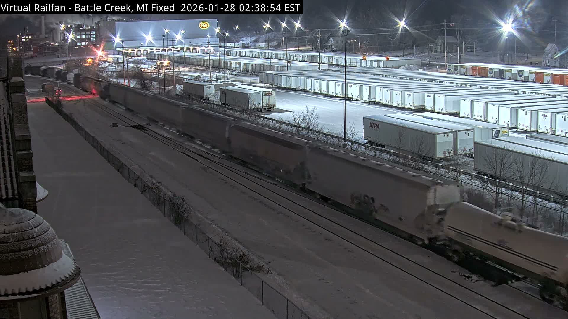 Michigan, Battle Creek Railroad Crossing & Post Shipping & Receving Depot Live Cam - Battle Creek, Calhoun, Michigan, USA