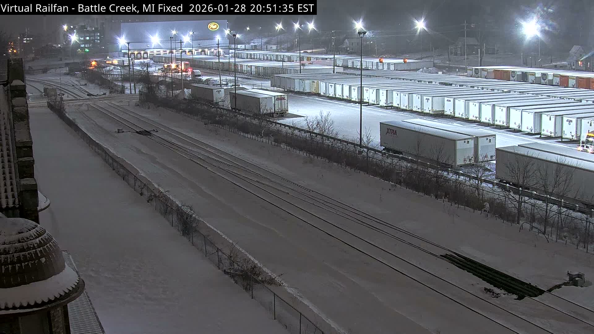 Michigan, Battle Creek Railroad Crossing & Post Shipping & Receving Depot Live Cam - Battle Creek, Calhoun, Michigan, USA