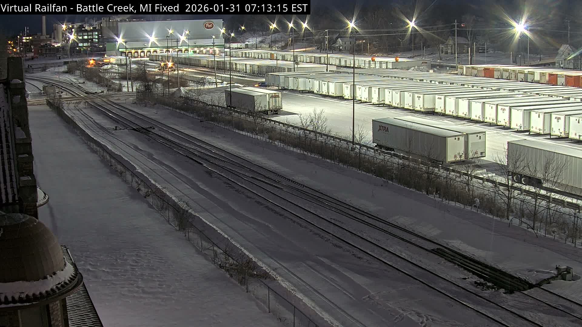 Michigan, Battle Creek Railroad Crossing & Post Shipping & Receving Depot Live Cam - Battle Creek, Calhoun, Michigan, USA