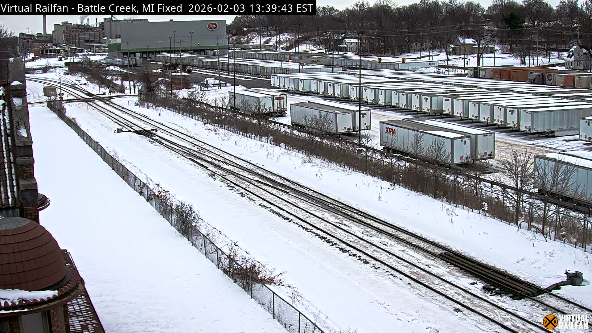 Michigan, Battle Creek Railroad Crossing & Post Shipping & Receving Depot Live Cam - Battle Creek, Calhoun, Michigan, USA