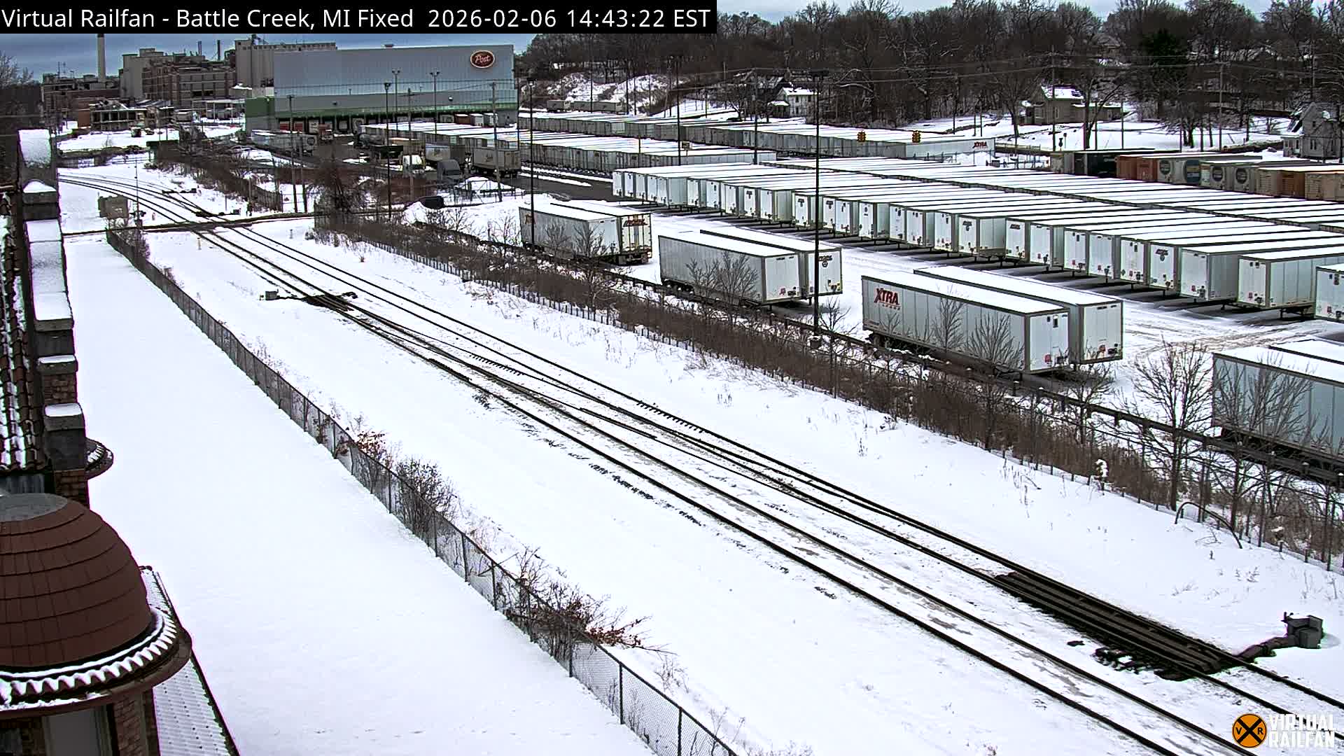 Michigan, Battle Creek Railroad Crossing & Post Shipping & Receving Depot Live Cam - Battle Creek, Calhoun, Michigan, USA
