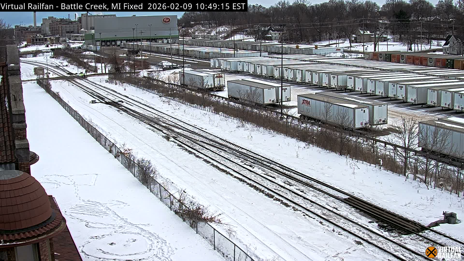 Michigan, Battle Creek Railroad Crossing & Post Shipping & Receving Depot Live Cam - Battle Creek, Calhoun, Michigan, USA