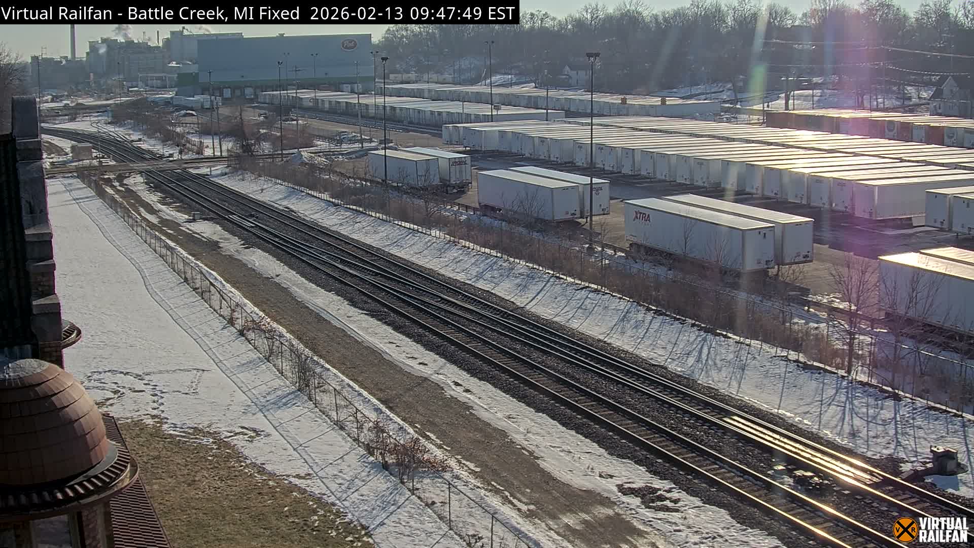Michigan, Battle Creek Railroad Crossing & Post Shipping & Receving Depot Live Cam - Battle Creek, Calhoun, Michigan, USA