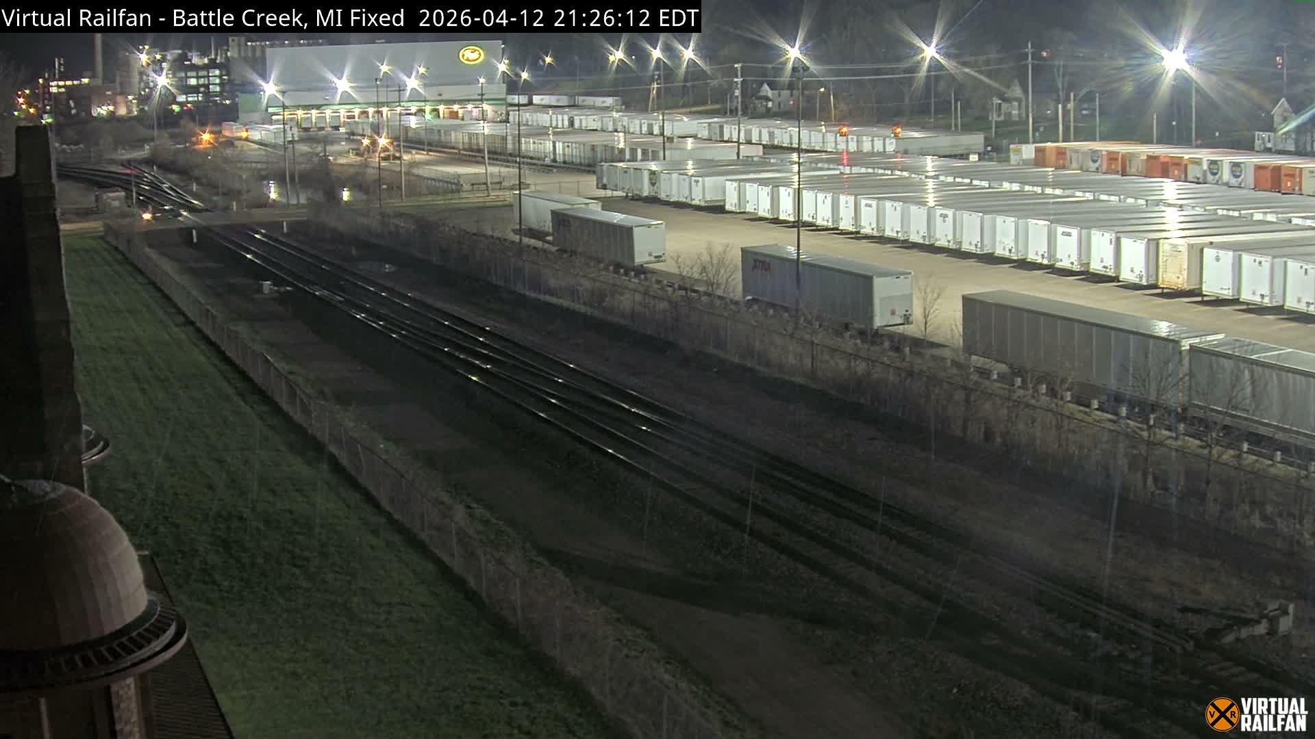 Michigan, Battle Creek Railroad Crossing & Post Shipping & Receving Depot Live Cam - Battle Creek, Calhoun, Michigan, USA