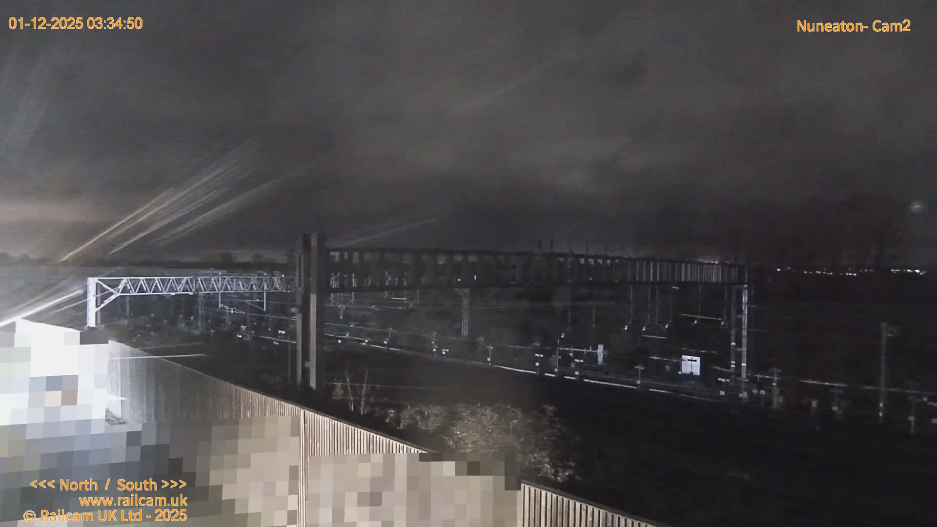 Nuneaton Railroad Crossing Live Cam - Nuneaton, nuneaton and Bedworth, Warwickshire, West Midlands, England, United Kingdom