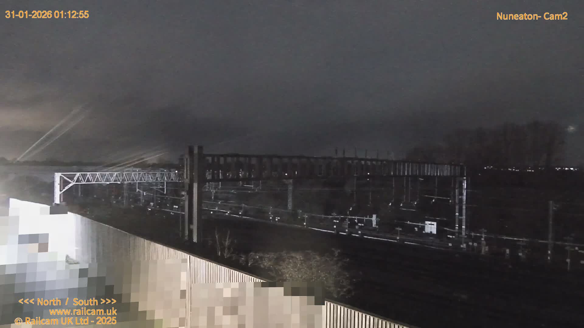 Nuneaton Railroad Crossing Live Cam - Nuneaton, nuneaton and Bedworth, Warwickshire, West Midlands, England, United Kingdom