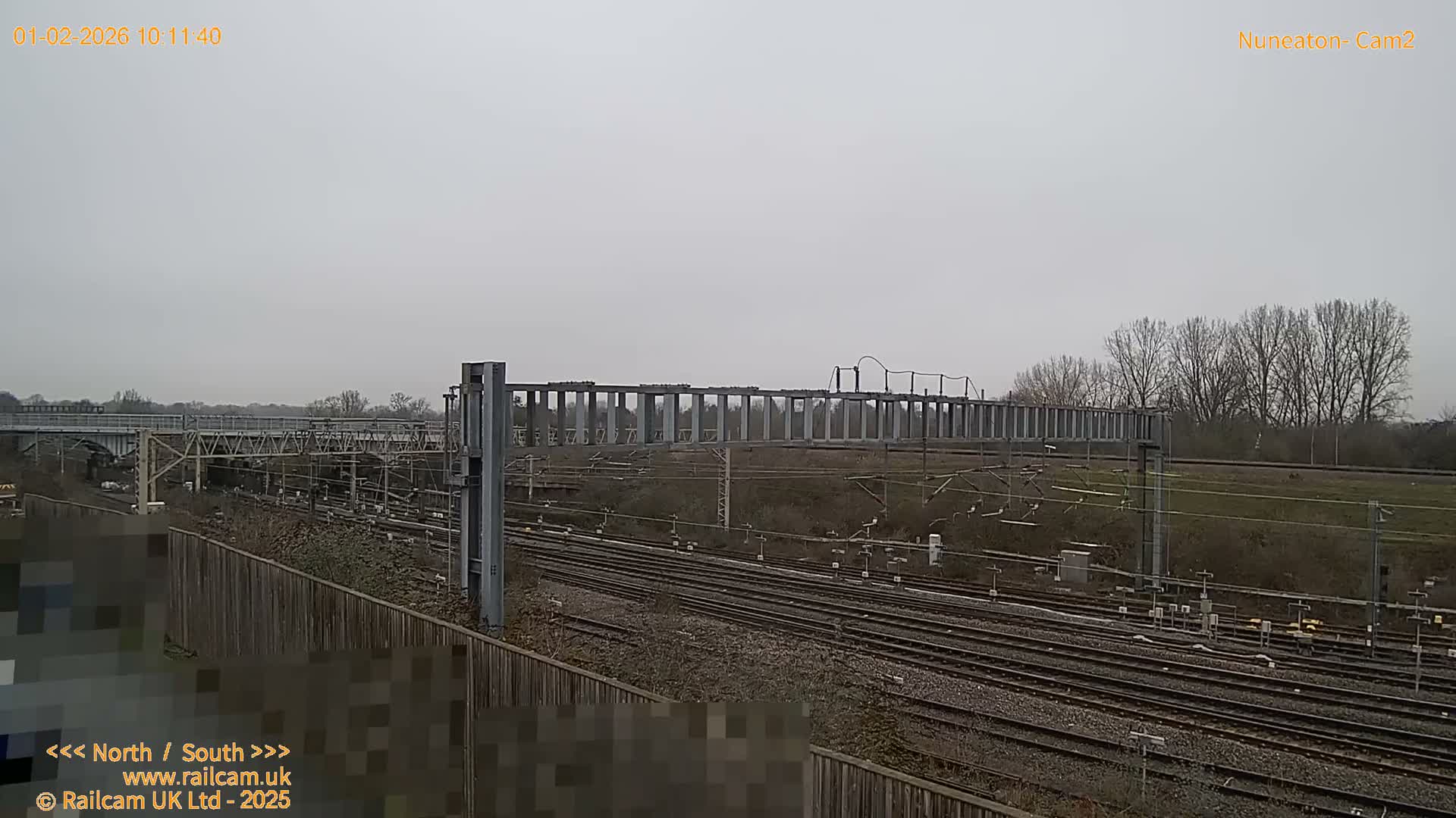 Nuneaton Railroad Crossing Live Cam - Nuneaton, nuneaton and Bedworth, Warwickshire, West Midlands, England, United Kingdom