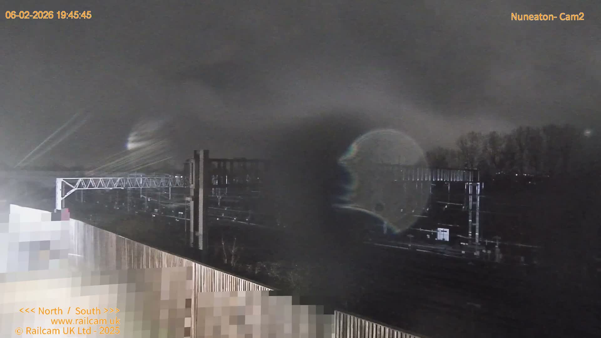 Nuneaton Railroad Crossing Live Cam - Nuneaton, nuneaton and Bedworth, Warwickshire, West Midlands, England, United Kingdom