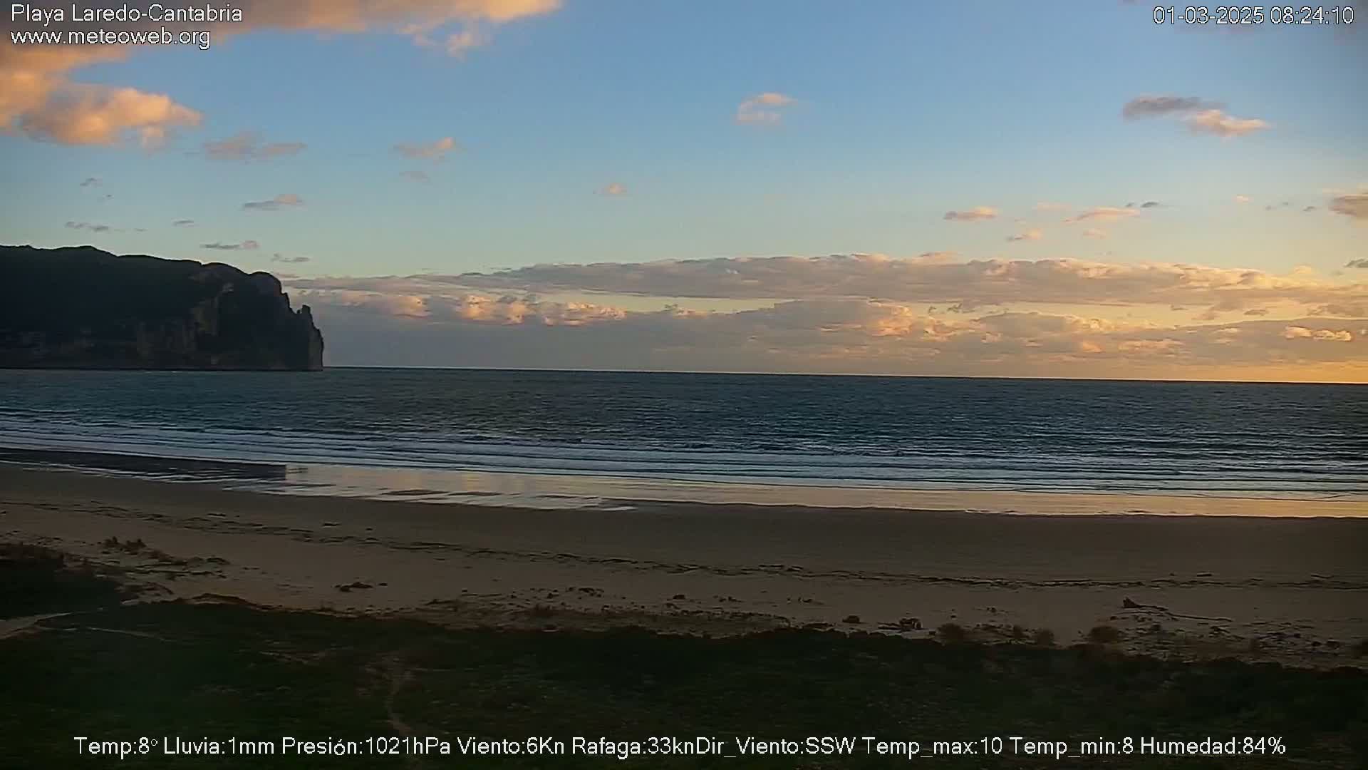Playa de Laredo Beach Live Cam - Costa Oriental, Cantabria, Spain