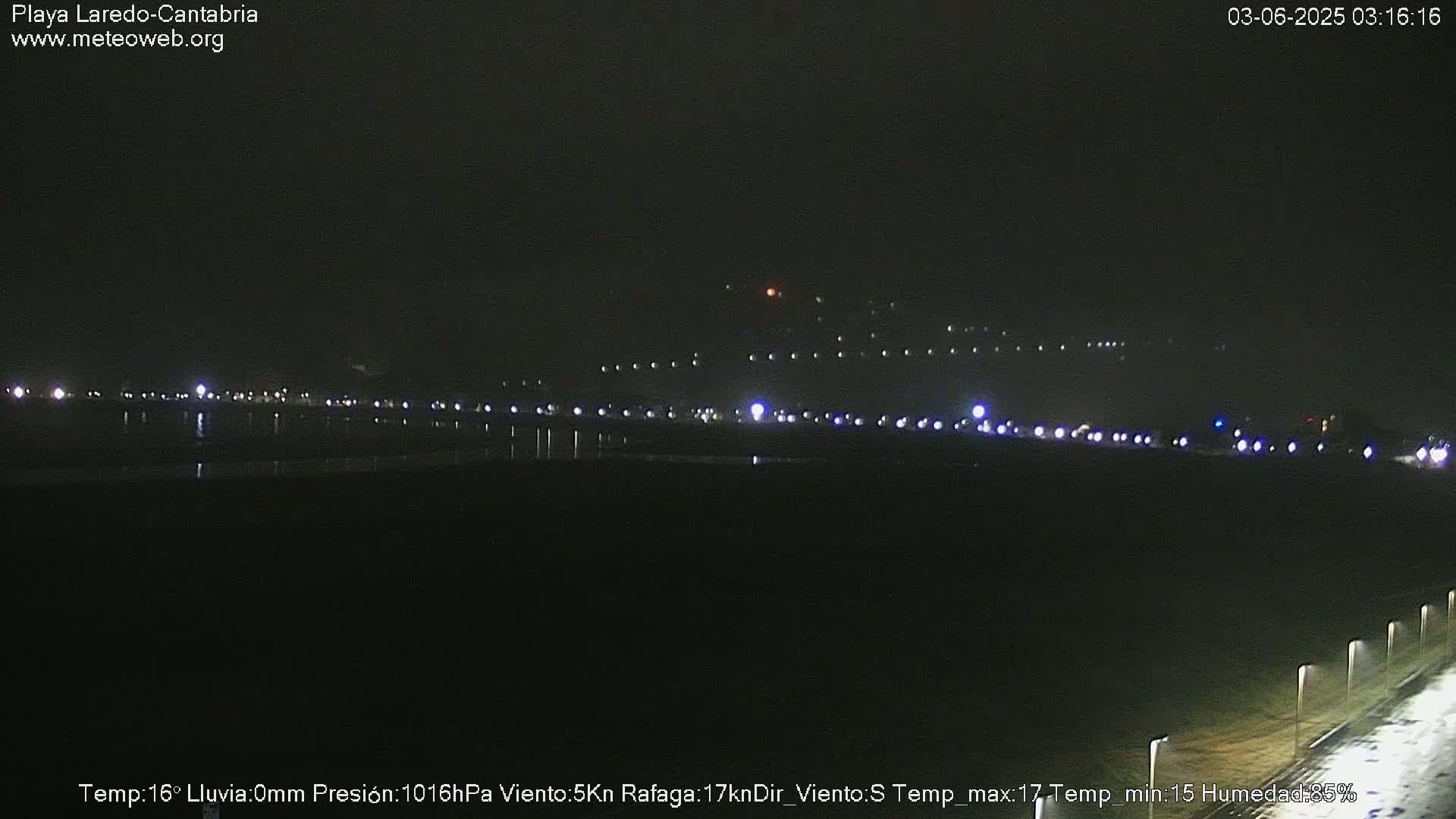 Playa de Laredo Beach Live Cam - Costa Oriental, Cantabria, Spain