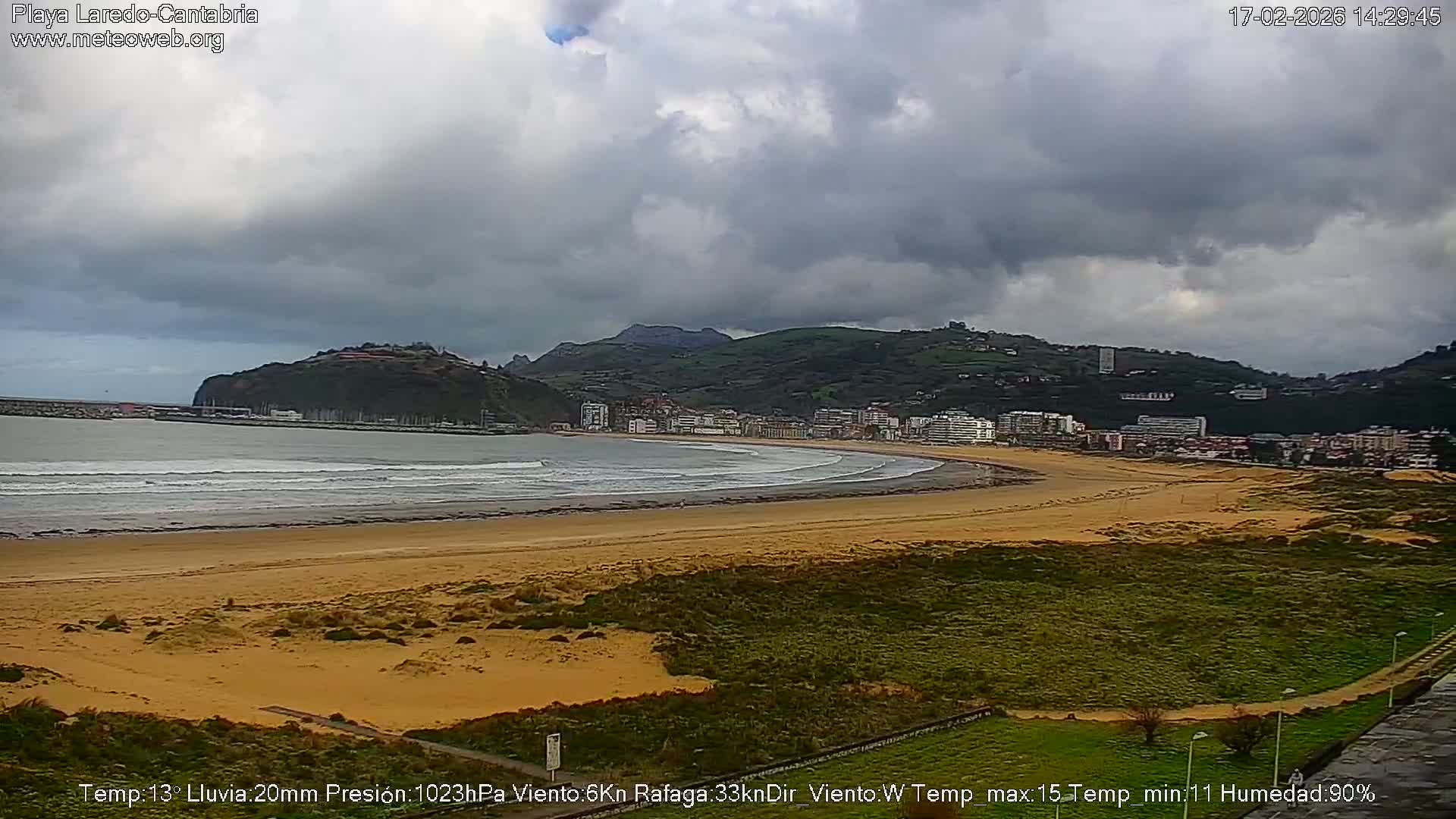 Playa de Laredo Beach Live Cam - Costa Oriental, Cantabria, Spain