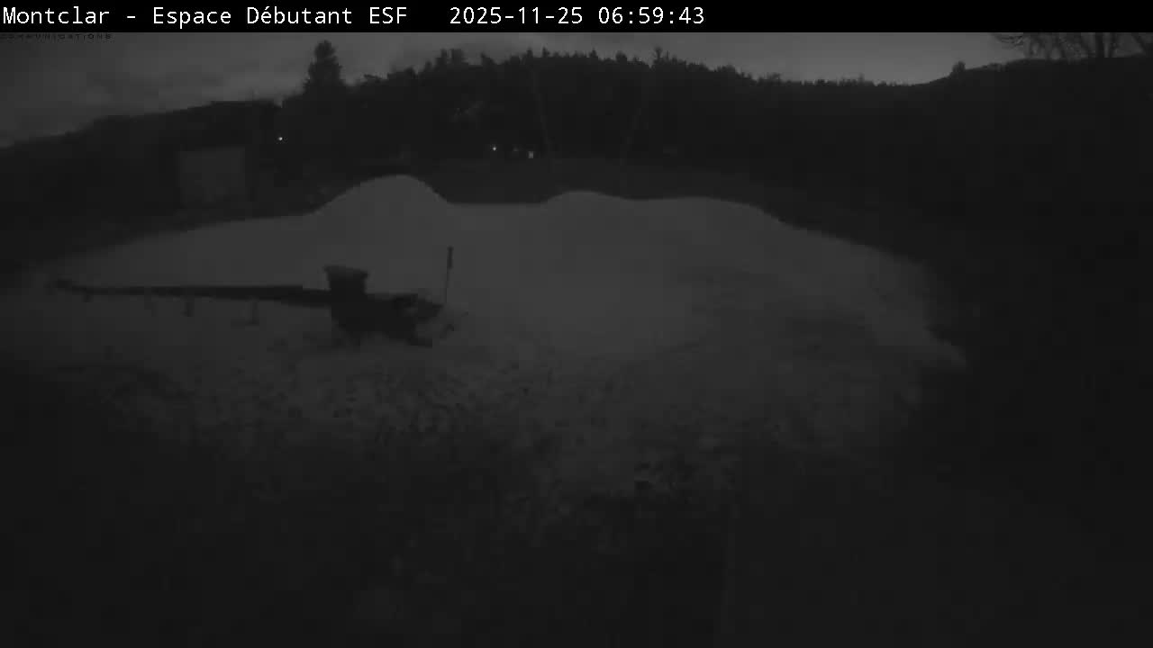 Saint Jaen, Montclar,l Espace Débutant (Beginner Area)  Live Cam - Digne-les-Bains, Alpes-de-Haute-Provence, Provence-Alpes-Côte d’Azur, France