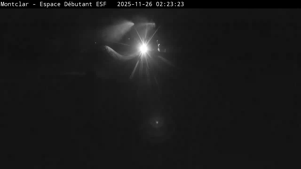 Saint Jaen, Montclar,l Espace Débutant (Beginner Area)  Live Cam - Digne-les-Bains, Alpes-de-Haute-Provence, Provence-Alpes-Côte d’Azur, France