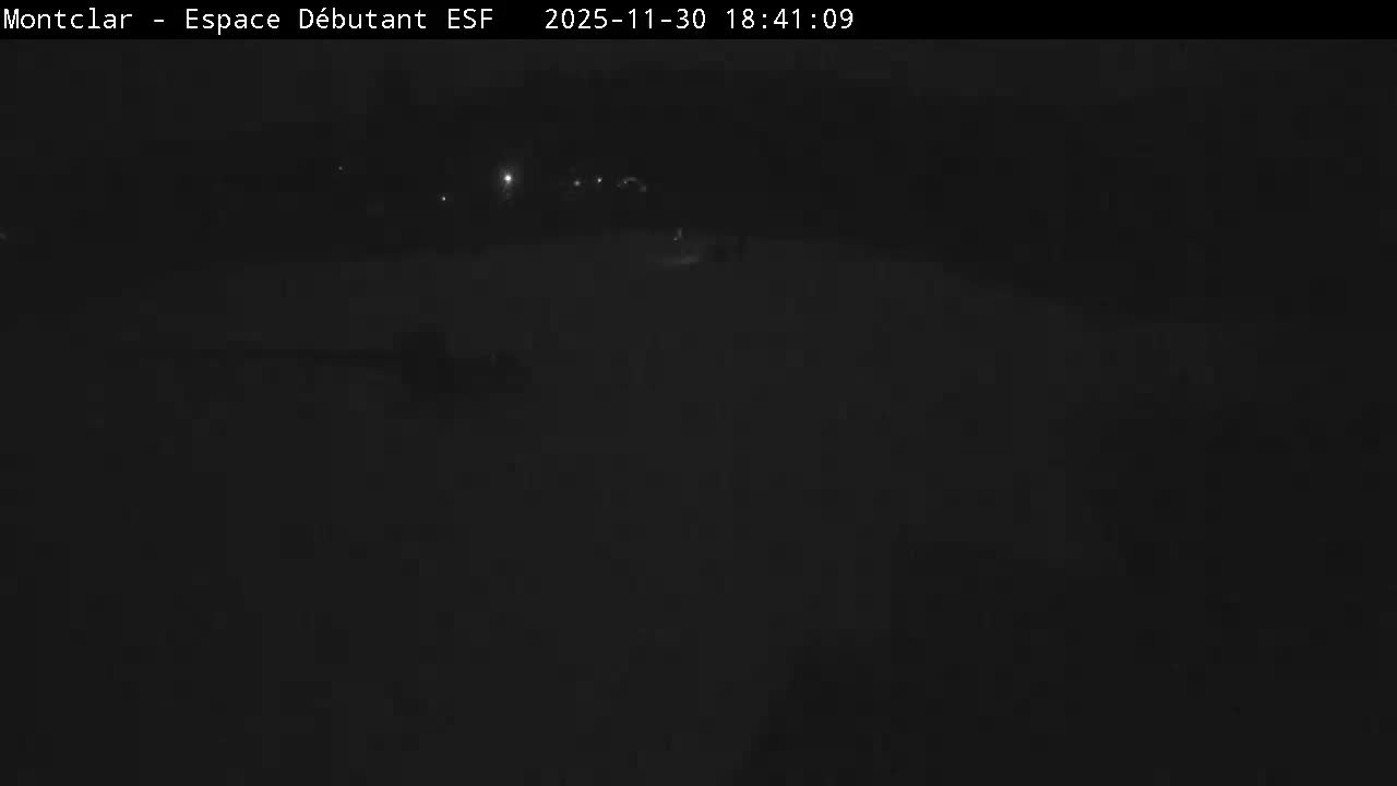 Saint Jaen, Montclar,l Espace Débutant (Beginner Area)  Live Cam - Digne-les-Bains, Alpes-de-Haute-Provence, Provence-Alpes-Côte d’Azur, France