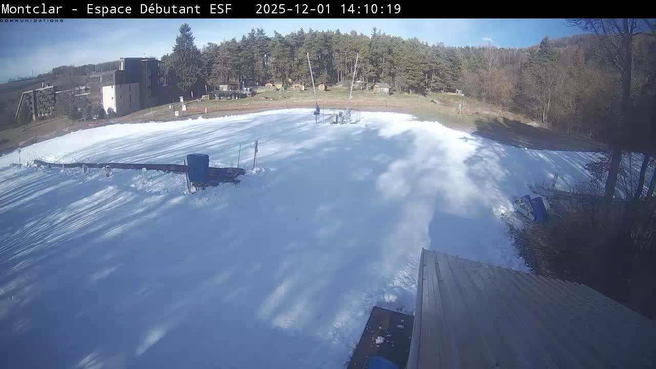 Saint Jaen, Montclar,l Espace Débutant (Beginner Area)  Live Cam - Digne-les-Bains, Alpes-de-Haute-Provence, Provence-Alpes-Côte d’Azur, France