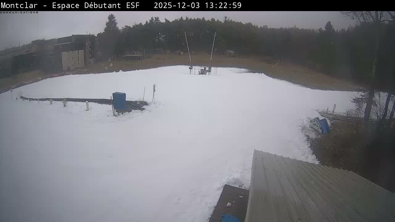 Saint Jaen, Montclar,l Espace Débutant (Beginner Area)  Live Cam - Digne-les-Bains, Alpes-de-Haute-Provence, Provence-Alpes-Côte d’Azur, France