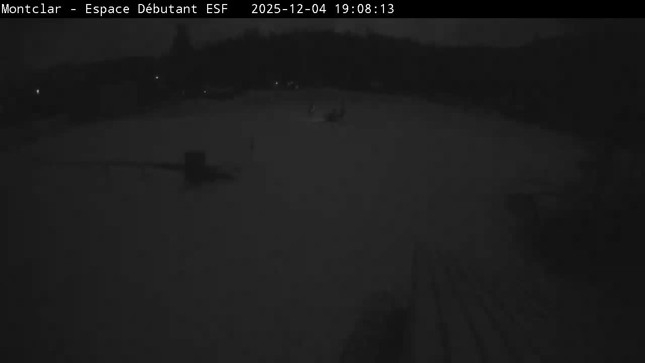 Saint Jaen, Montclar,l Espace Débutant (Beginner Area)  Live Cam - Digne-les-Bains, Alpes-de-Haute-Provence, Provence-Alpes-Côte d’Azur, France