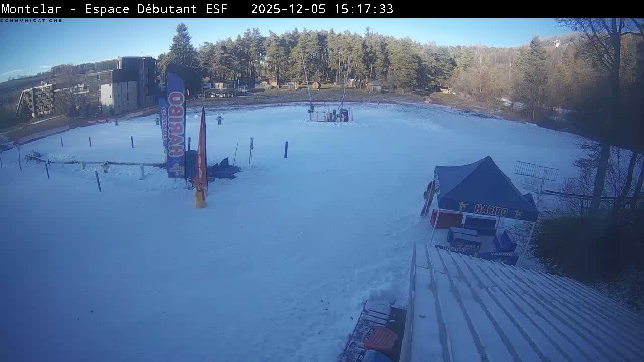 Saint Jaen, Montclar,l Espace Débutant (Beginner Area)  Live Cam - Digne-les-Bains, Alpes-de-Haute-Provence, Provence-Alpes-Côte d’Azur, France