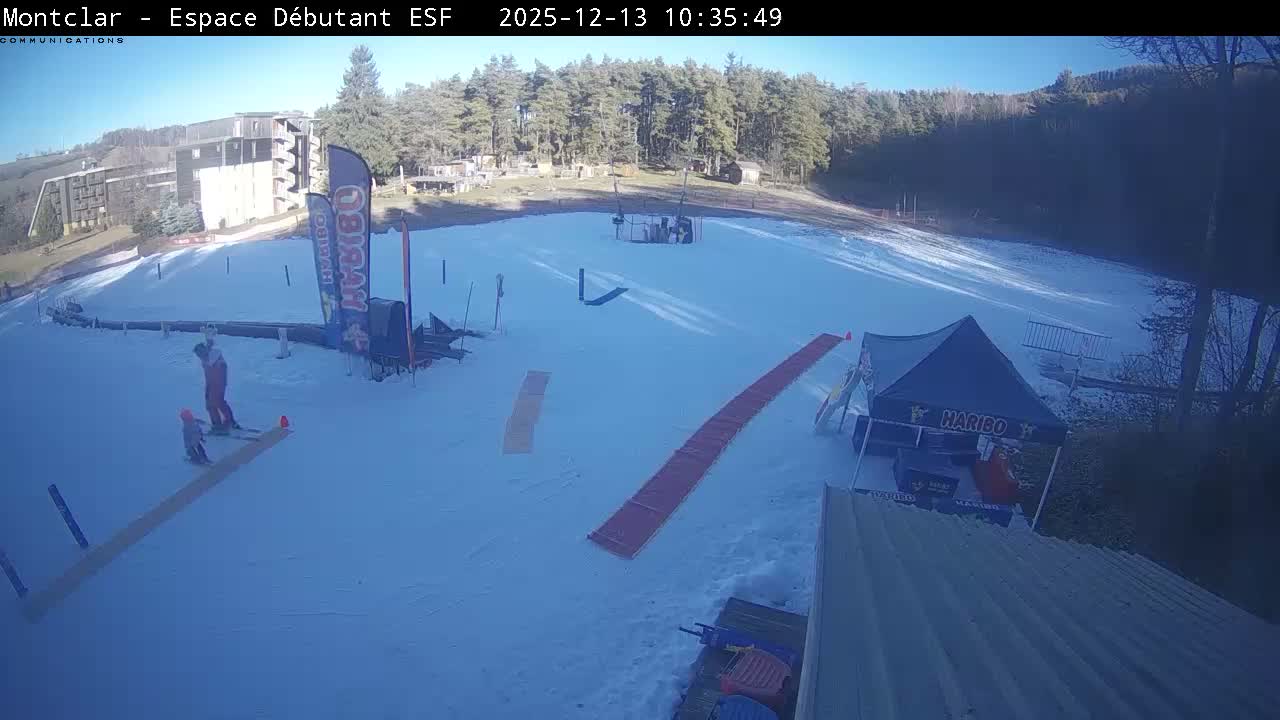 Saint Jaen, Montclar,l Espace Débutant (Beginner Area)  Live Cam - Digne-les-Bains, Alpes-de-Haute-Provence, Provence-Alpes-Côte d’Azur, France