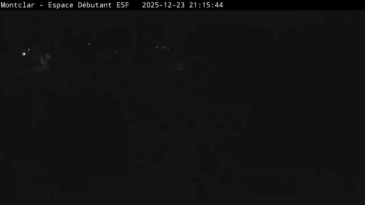 Saint Jaen, Montclar,l Espace Débutant (Beginner Area)  Live Cam - Digne-les-Bains, Alpes-de-Haute-Provence, Provence-Alpes-Côte d’Azur, France
