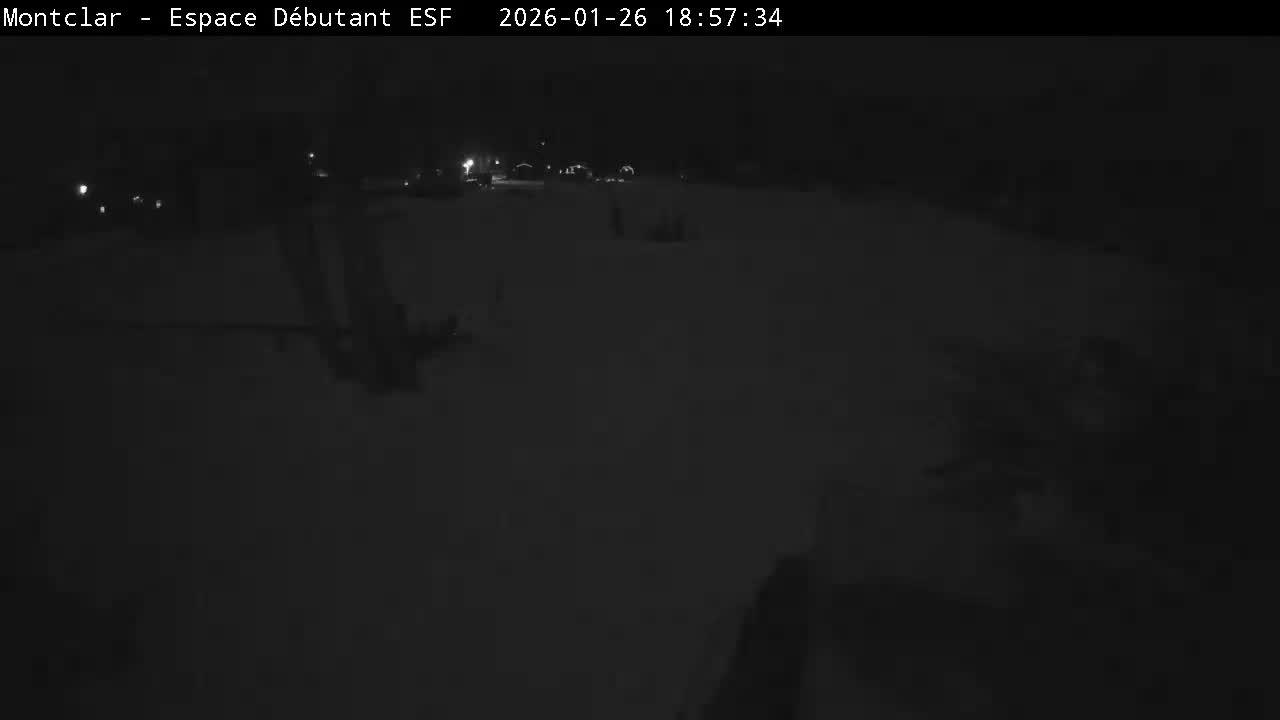 Saint Jaen, Montclar,l Espace Débutant (Beginner Area)  Live Cam - Digne-les-Bains, Alpes-de-Haute-Provence, Provence-Alpes-Côte d’Azur, France