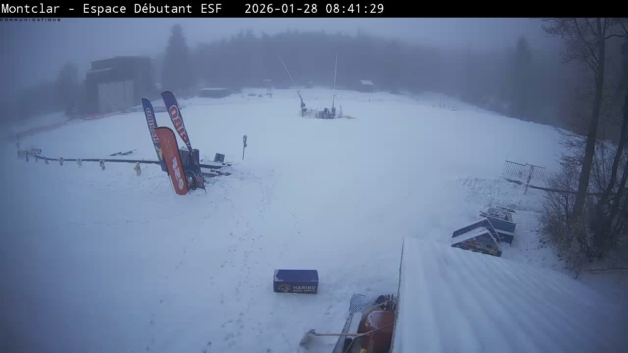 Saint Jaen, Montclar,l Espace Débutant (Beginner Area)  Live Cam - Digne-les-Bains, Alpes-de-Haute-Provence, Provence-Alpes-Côte d’Azur, France