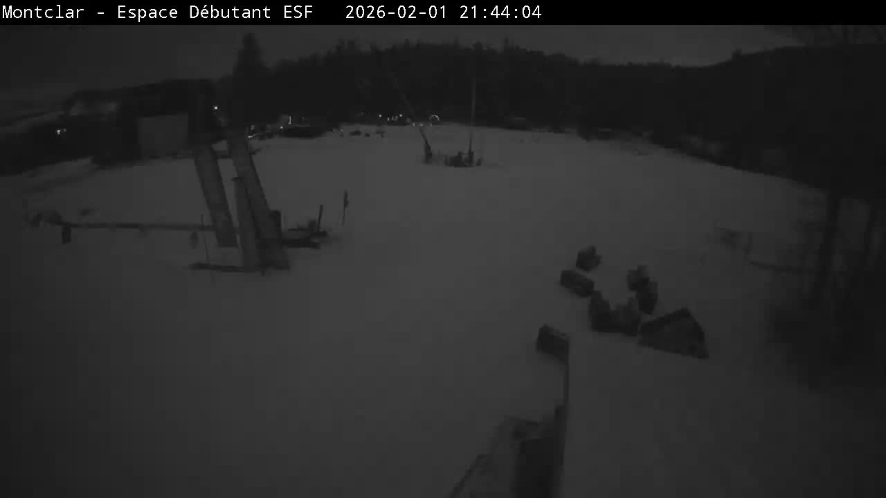 Saint Jaen, Montclar,l Espace Débutant (Beginner Area)  Live Cam - Digne-les-Bains, Alpes-de-Haute-Provence, Provence-Alpes-Côte d’Azur, France