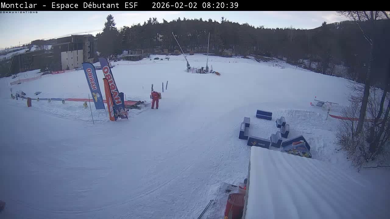 Saint Jaen, Montclar,l Espace Débutant (Beginner Area)  Live Cam - Digne-les-Bains, Alpes-de-Haute-Provence, Provence-Alpes-Côte d’Azur, France
