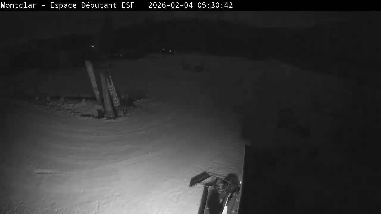 Saint Jaen, Montclar,l Espace Débutant (Beginner Area)  Live Cam - Digne-les-Bains, Alpes-de-Haute-Provence, Provence-Alpes-Côte d’Azur, France