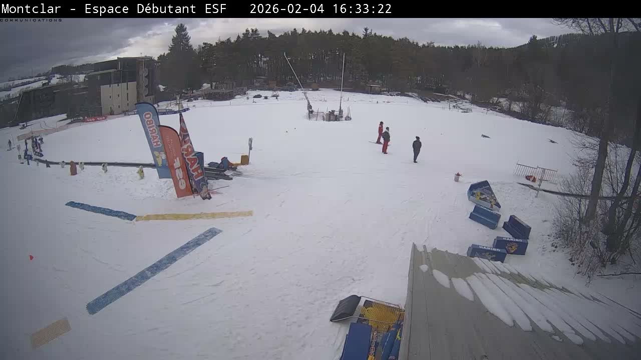 Saint Jaen, Montclar,l Espace Débutant (Beginner Area)  Live Cam - Digne-les-Bains, Alpes-de-Haute-Provence, Provence-Alpes-Côte d’Azur, France