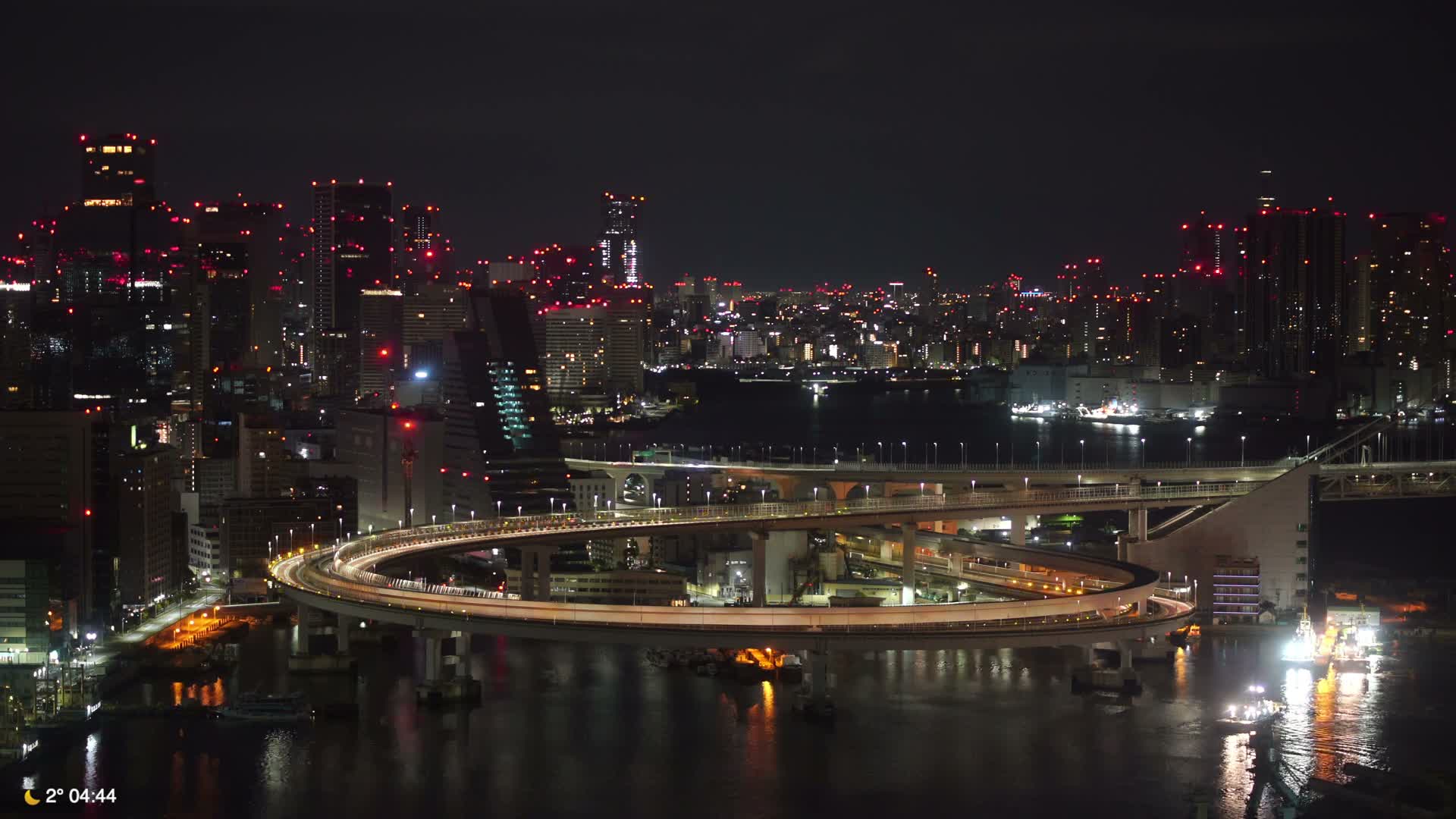 Tokyo City Center Skyline, Tokyo Bay & Rainbow Bridge Kaigan Entrance (東京の街並み、東京湾、レインボーブリッジ)  Live Cam - 5 Chome, Konan, Minato-ku, Tokyo, Kantō, Honshu, Japan