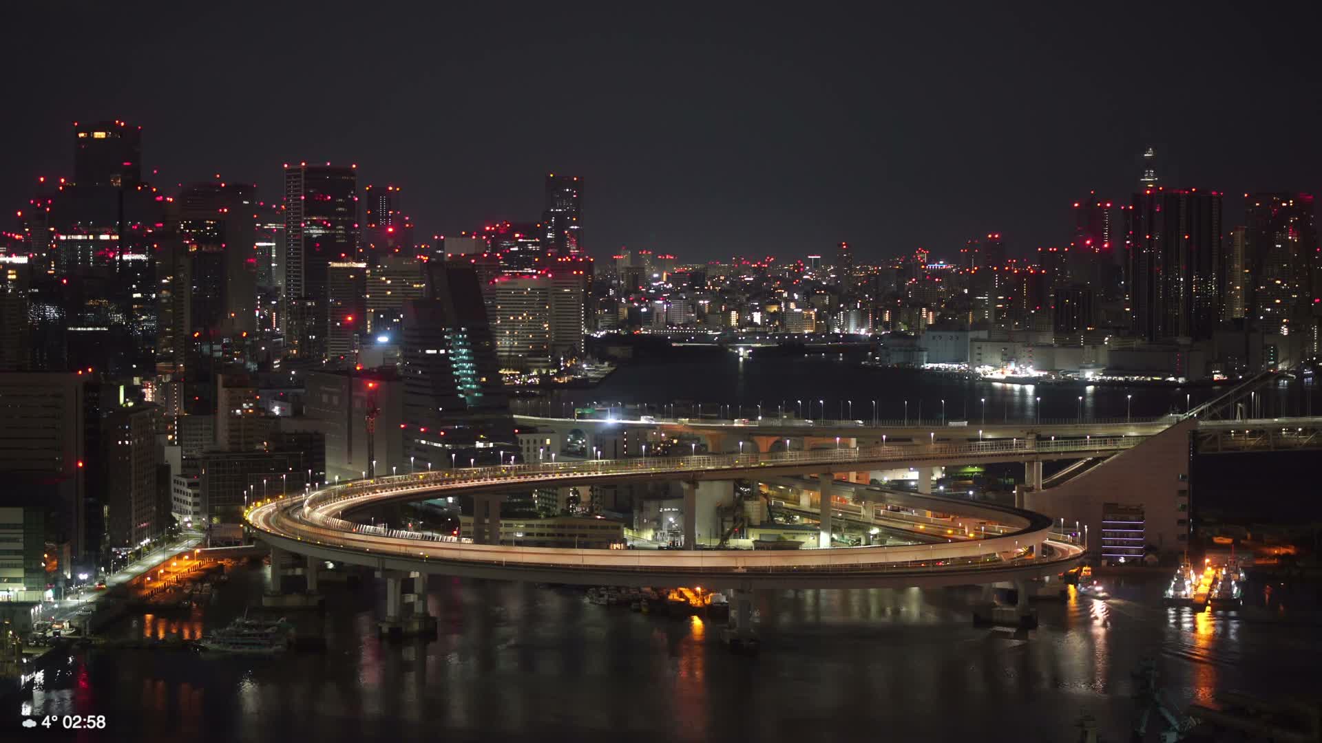 Tokyo City Center Skyline, Tokyo Bay & Rainbow Bridge Kaigan Entrance (東京の街並み、東京湾、レインボーブリッジ)  Live Cam - 5 Chome, Konan, Minato-ku, Tokyo, Kantō, Honshu, Japan