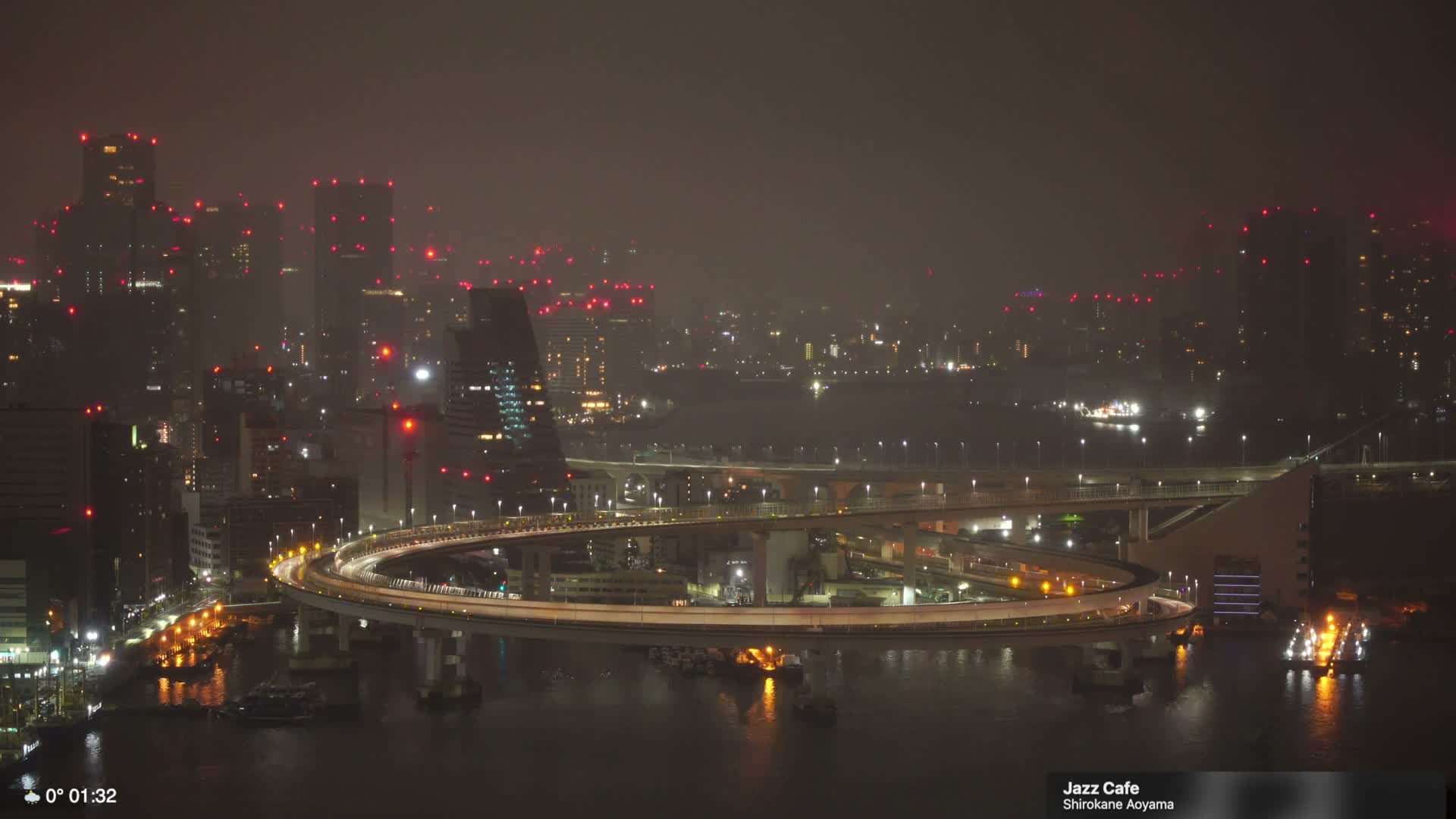 Tokyo City Center Skyline, Tokyo Bay & Rainbow Bridge Kaigan Entrance (東京の街並み、東京湾、レインボーブリッジ)  Live Cam - 5 Chome, Konan, Minato-ku, Tokyo, Kantō, Honshu, Japan