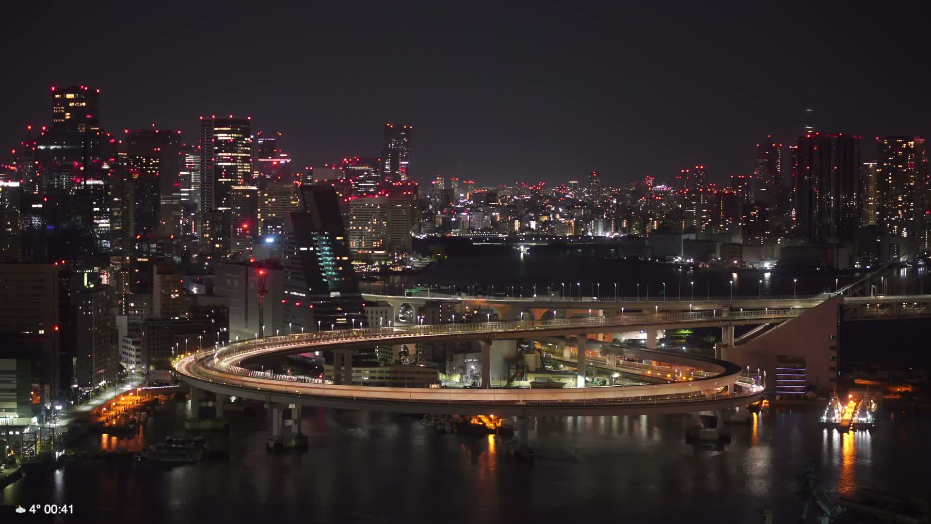 Tokyo City Center Skyline, Tokyo Bay & Rainbow Bridge Kaigan Entrance (東京の街並み、東京湾、レインボーブリッジ)  Live Cam - 5 Chome, Konan, Minato-ku, Tokyo, Kantō, Honshu, Japan