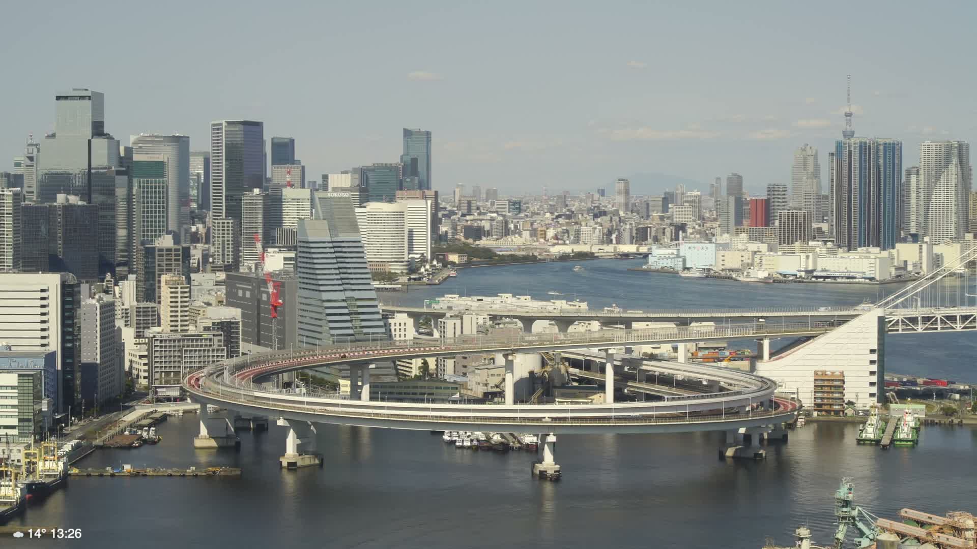 Tokyo City Center Skyline, Tokyo Bay & Rainbow Bridge Kaigan Entrance (東京の街並み、東京湾、レインボーブリッジ)  Live Cam - 5 Chome, Konan, Minato-ku, Tokyo, Kantō, Honshu, Japan