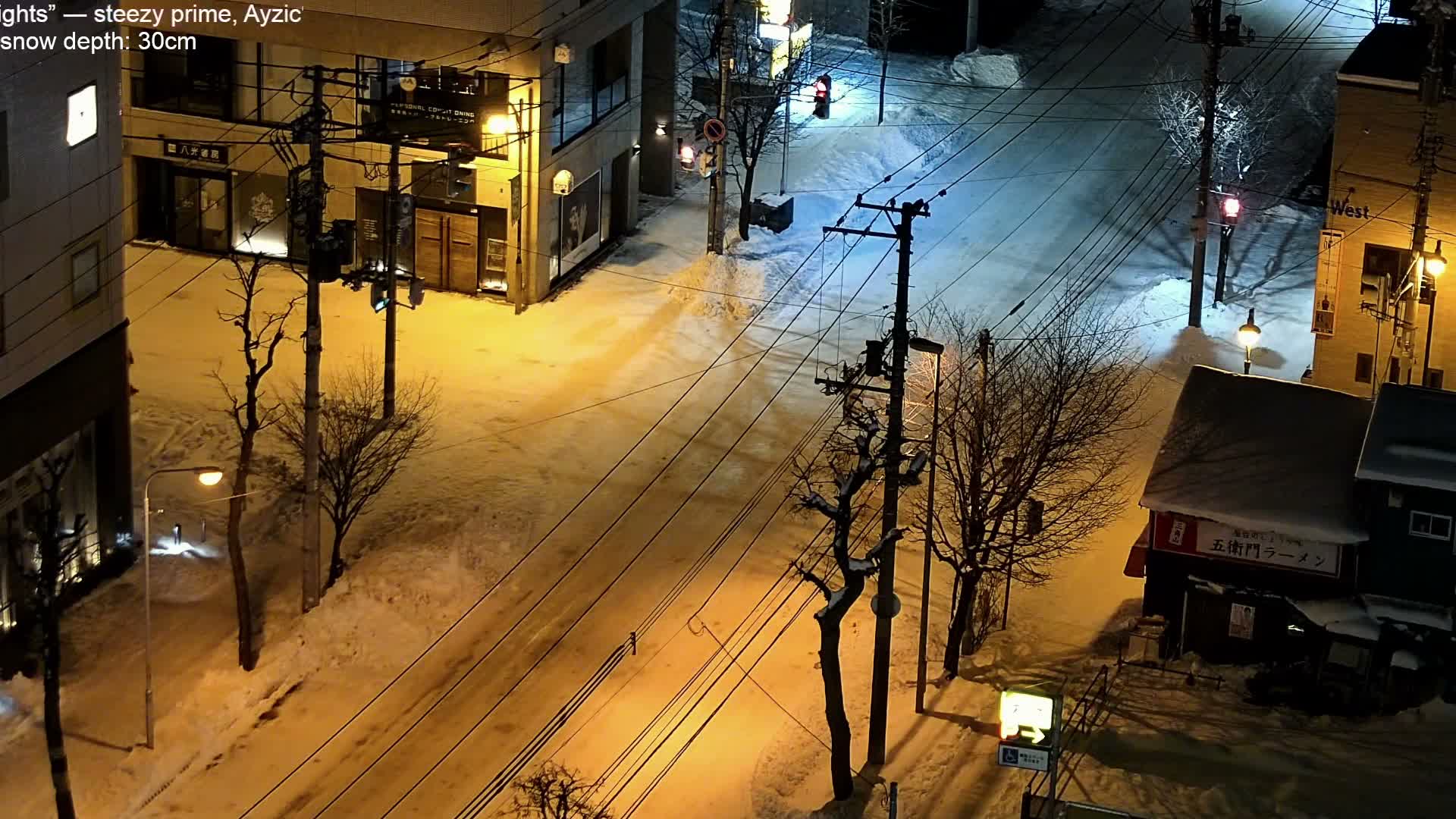 Sapporo, 8 -7 Chome Minami 2 - 3 Jonishi Juction (南2～3条西交差点8～7丁目) Live Cam - 8 Chome, Minami 2 Jonishi, Chuo Ward, Sapporo, Ishikari, Hokkaido, Japan