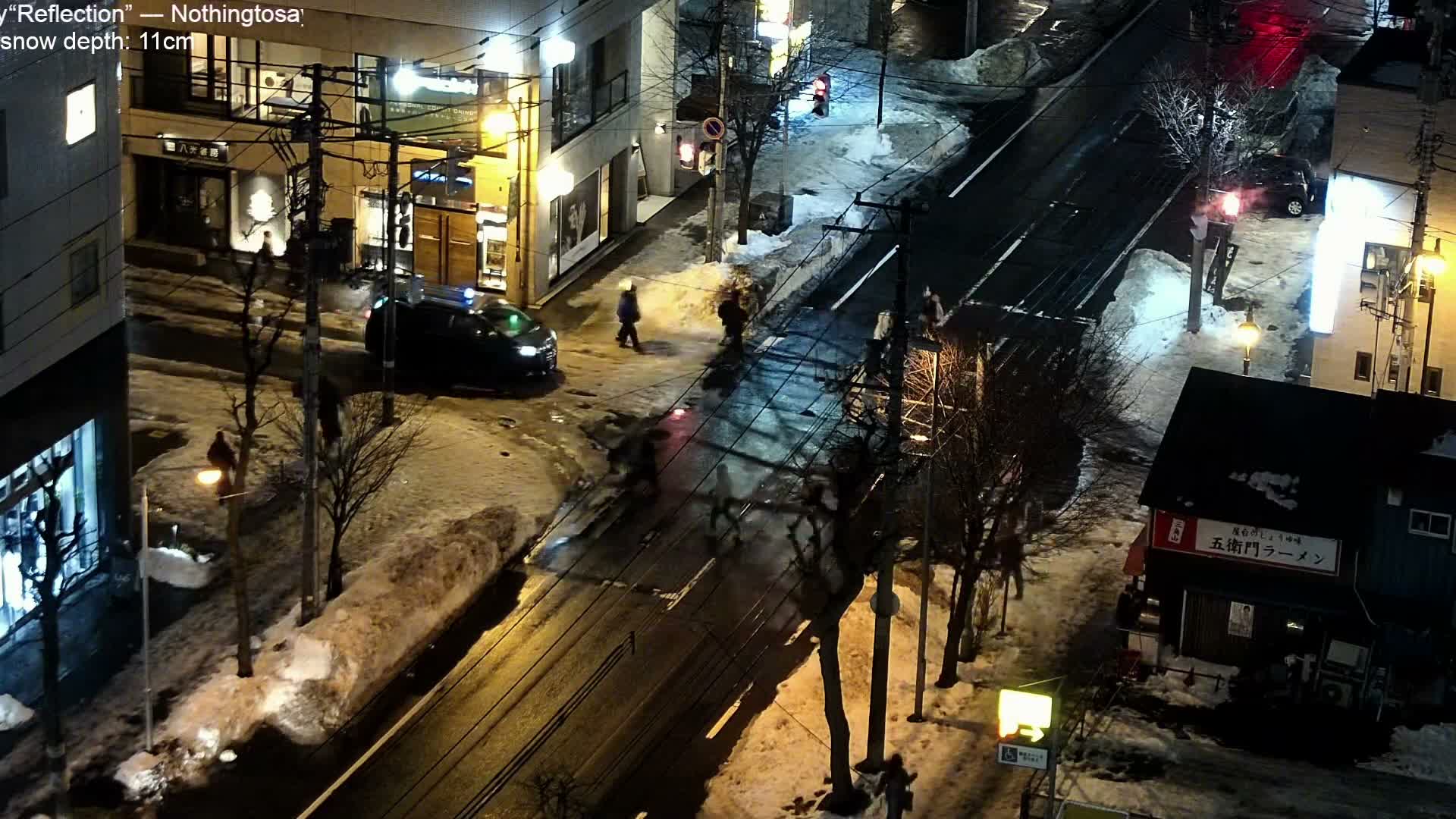 Sapporo, 8 -7 Chome Minami 2 - 3 Jonishi Juction (南2～3条西交差点8～7丁目) Live Cam - 8 Chome, Minami 2 Jonishi, Chuo Ward, Sapporo, Ishikari, Hokkaido, Japan