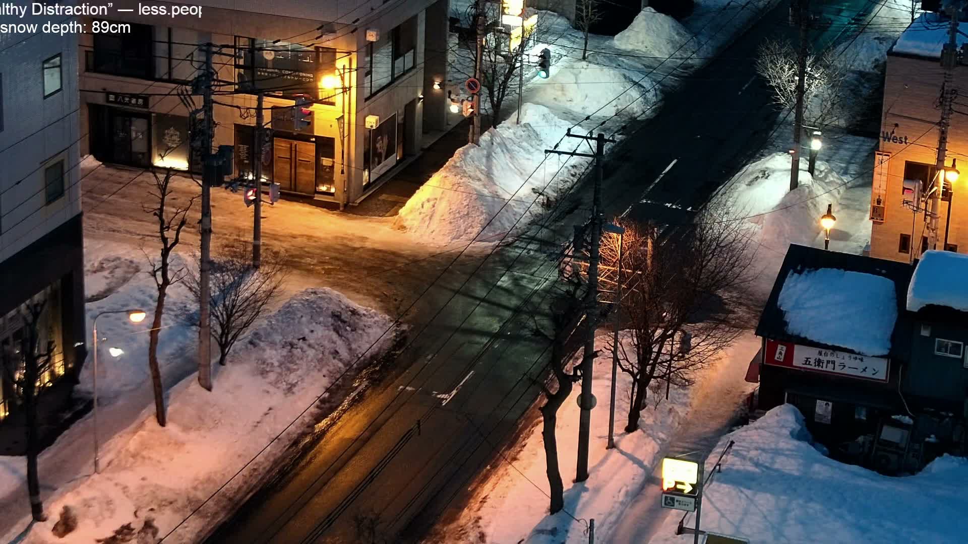 Sapporo, 8 -7 Chome Minami 2 - 3 Jonishi Juction (南2～3条西交差点8～7丁目) Live Cam - 8 Chome, Minami 2 Jonishi, Chuo Ward, Sapporo, Ishikari, Hokkaido, Japan