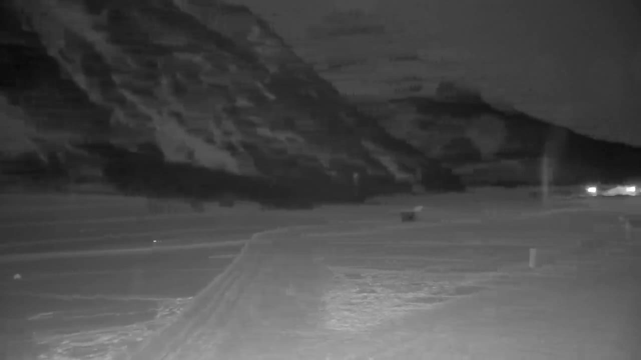 Bessans Village, Carreley  Ski Slopes & Mont L'Albaron Mountain View Live Cam - Bessans, Saint-Jean-de-Maurienne, Savoie, Auvergne-Rhône-Alpes, France