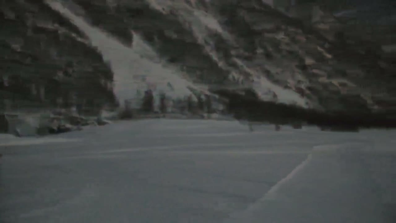Bessans Village, Carreley  Ski Slopes & Mont L'Albaron Mountain View Live Cam - Bessans, Saint-Jean-de-Maurienne, Savoie, Auvergne-Rhône-Alpes, France