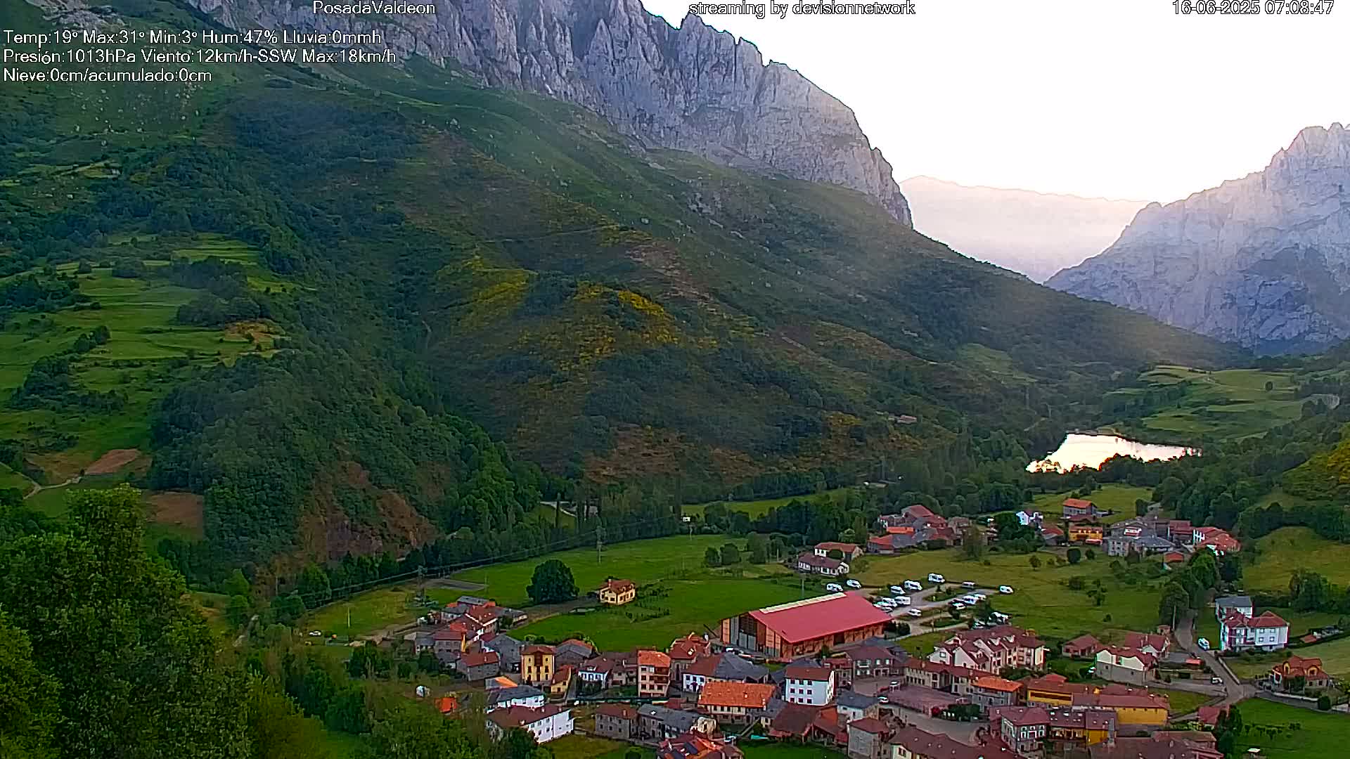 Picos de Europa Peaks & Posada de Valdeon Village  Live Cam - León, Castila&Leon, Spain