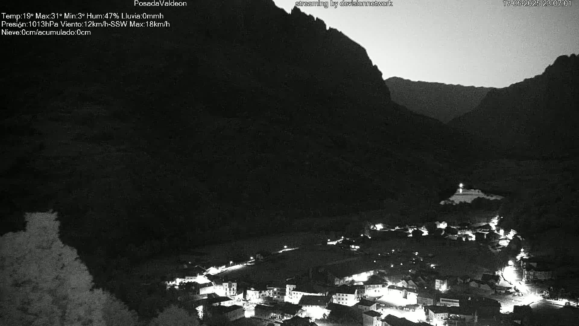 Picos de Europa Peaks & Posada de Valdeon Village  Live Cam - León, Castila&Leon, Spain