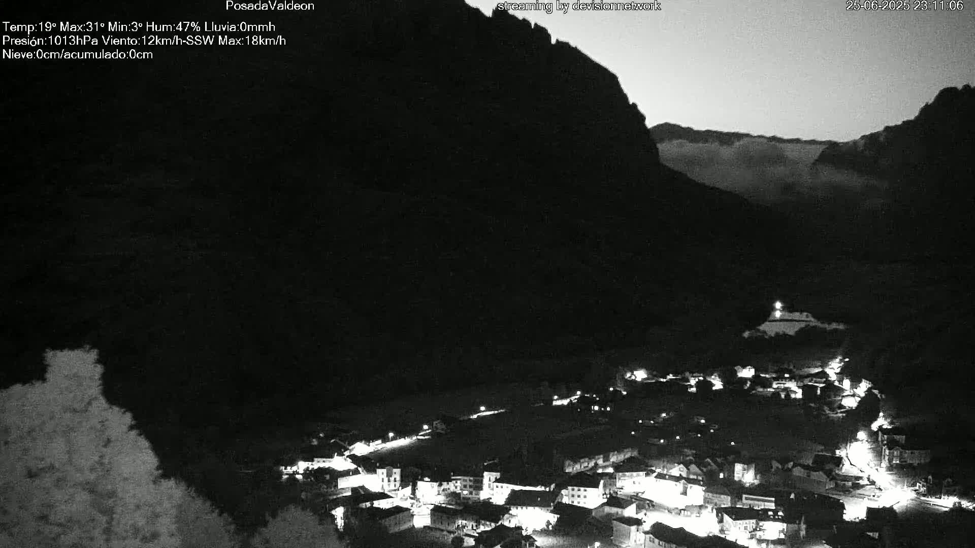Picos de Europa Peaks & Posada de Valdeon Village  Live Cam - León, Castila&Leon, Spain