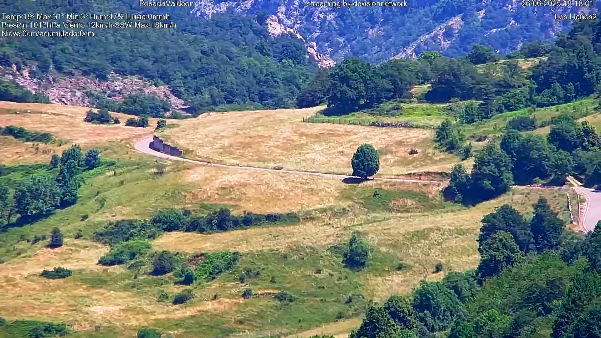 Picos de Europa Peaks & Posada de Valdeon Village  Live Cam - León, Castila&Leon, Spain