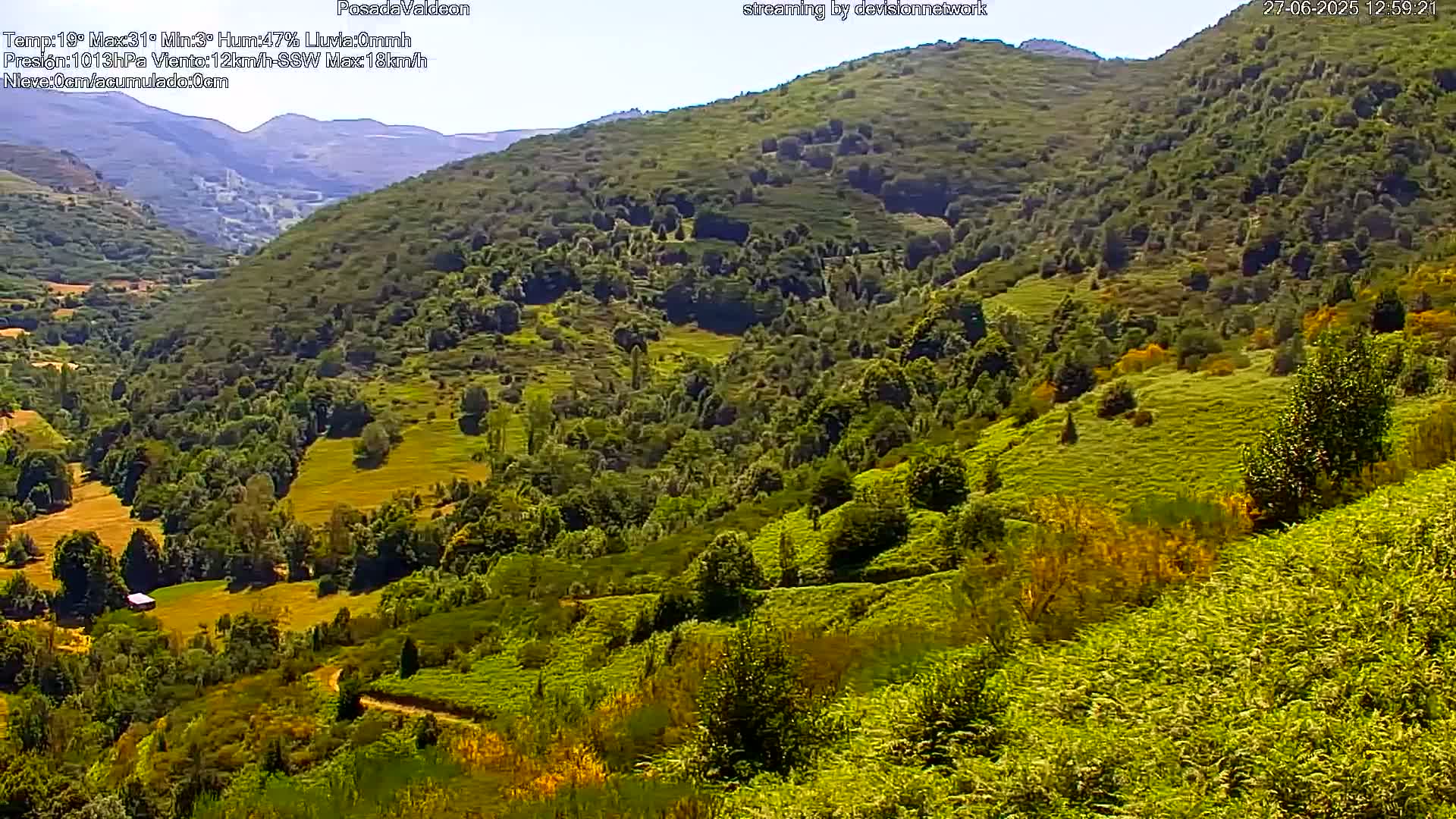Picos de Europa Peaks & Posada de Valdeon Village  Live Cam - León, Castila&Leon, Spain