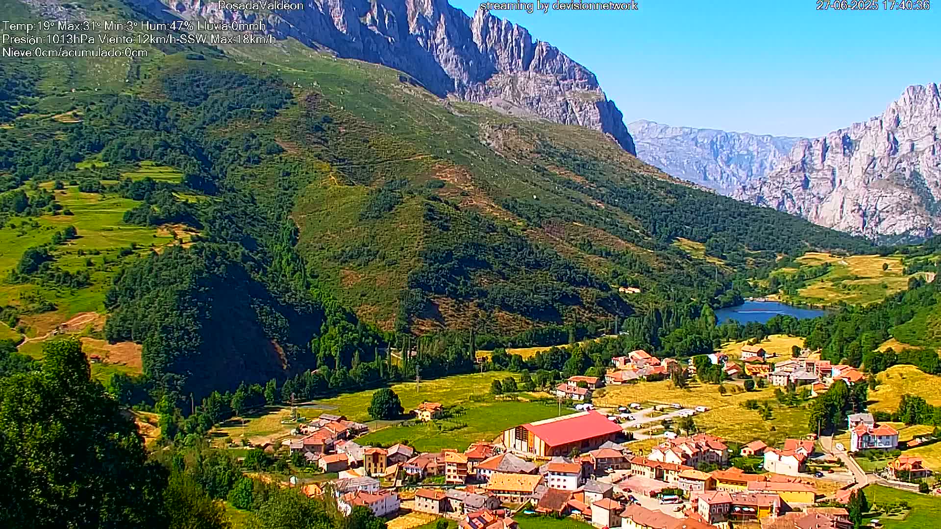 Picos de Europa Peaks & Posada de Valdeon Village  Live Cam - León, Castila&Leon, Spain